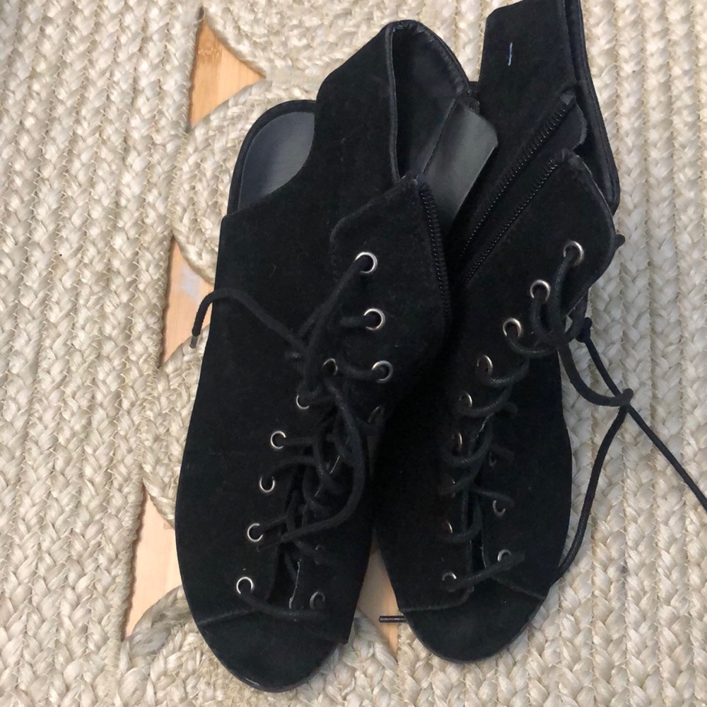 Black booties heels